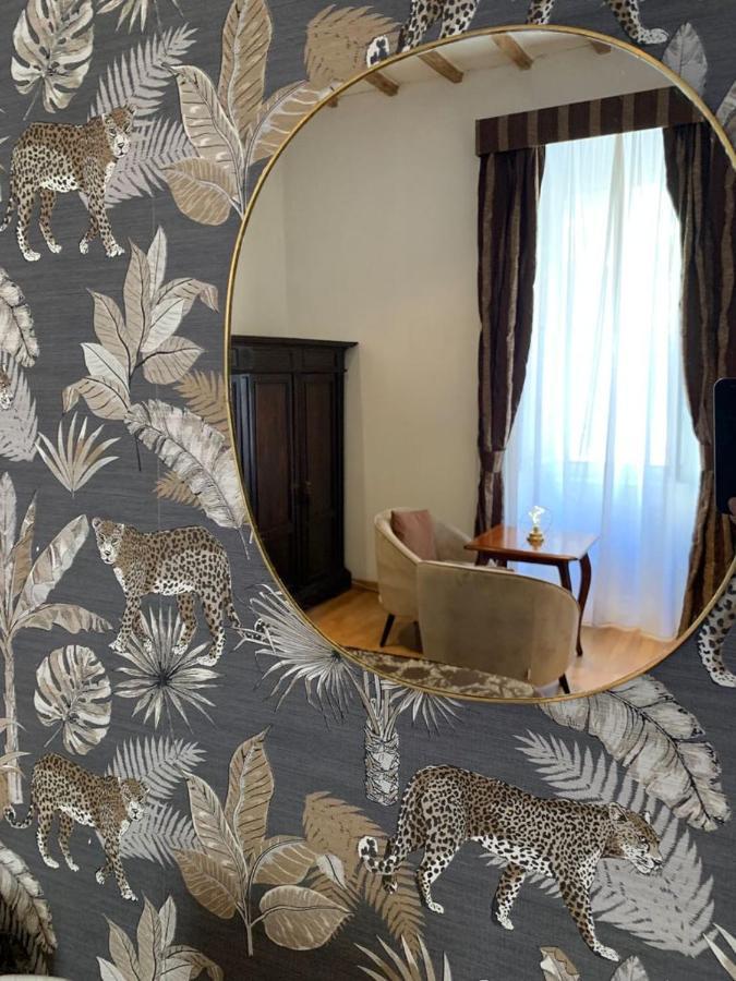 Urbana 33 Hotel Рим Екстериор снимка