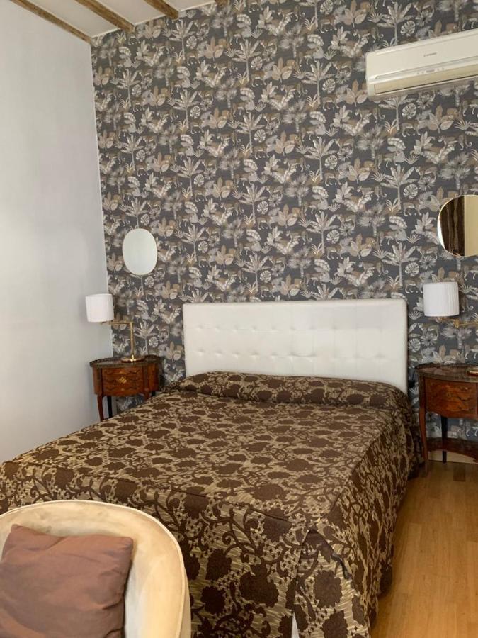 Urbana 33 Hotel Рим Екстериор снимка
