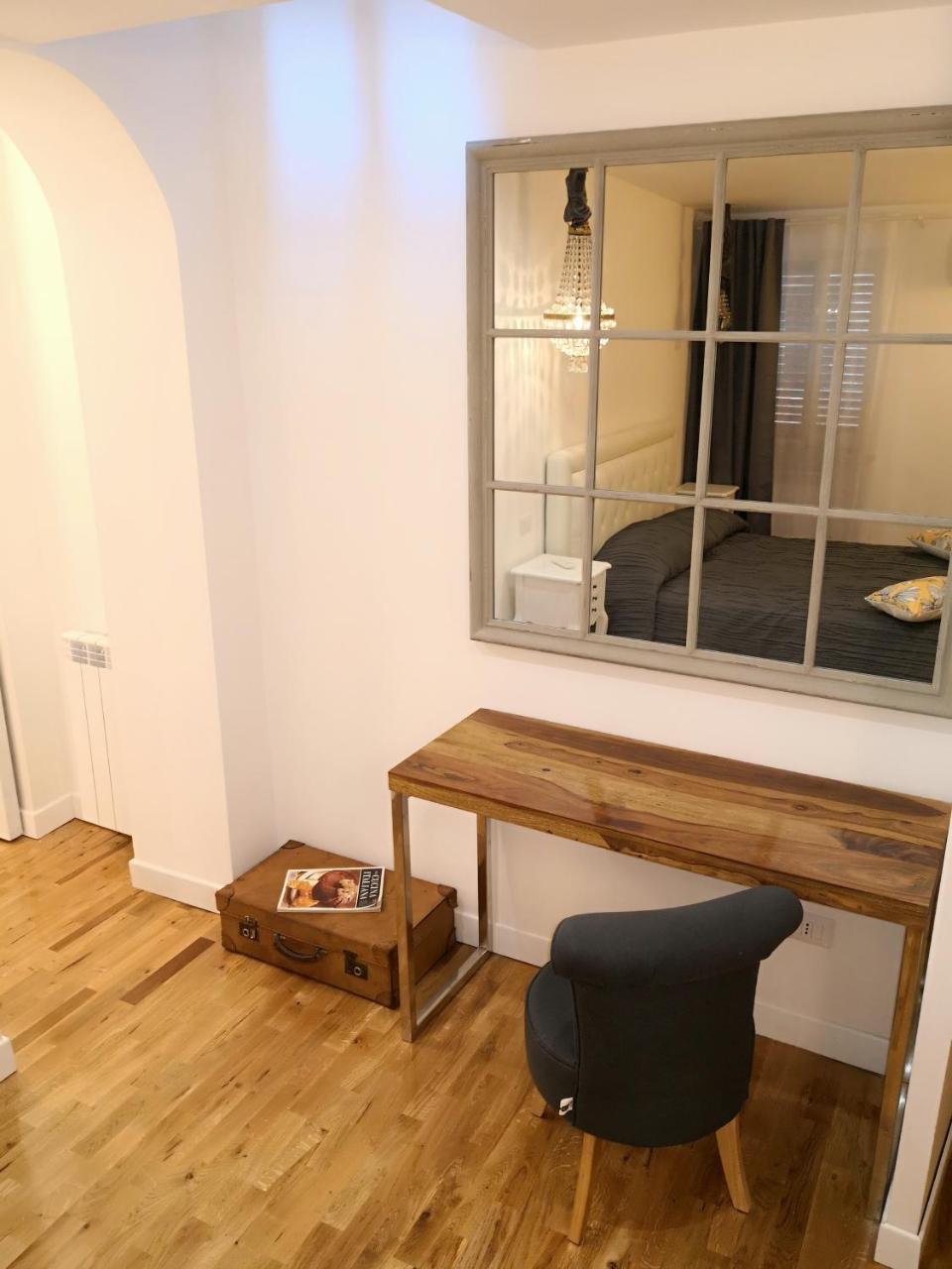 Urbana 33 Hotel Рим Екстериор снимка