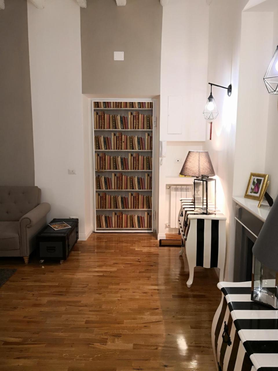 Urbana 33 Hotel Рим Екстериор снимка